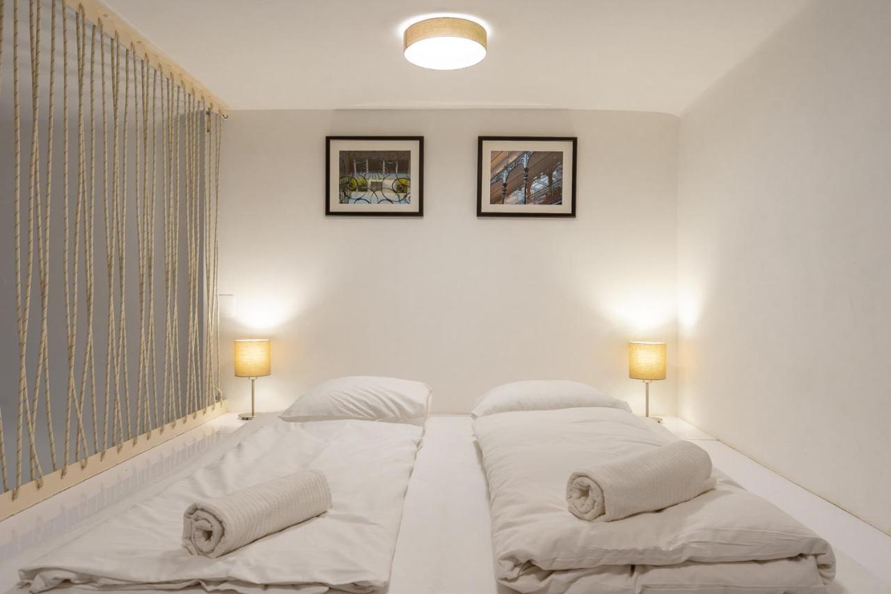 Lejlighed Modern Stylish Loft Next To New York Palace